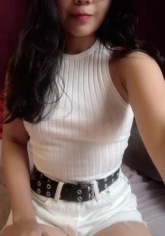 Apparently wearing white makes me hornier