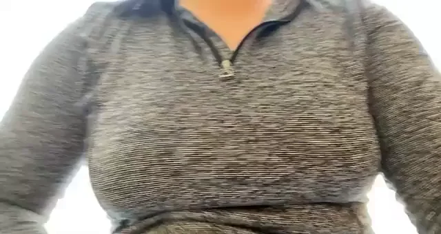 Sunday Tittydrop by the window ?