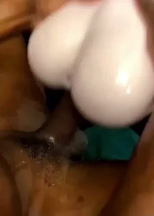 Happy Sunday bring your girl so I can cum inside of her ?