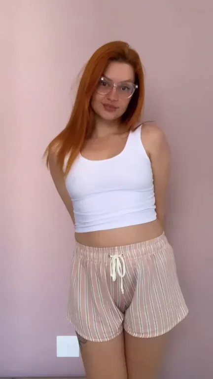 Redhead Tease: Stay Close to These Natural Jugs