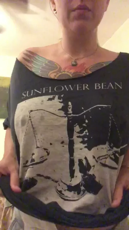 Best Friend's Mommy's Massive Titty Drop 😍💦