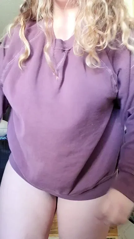 Can I be your curvy fuck buddy for the night?