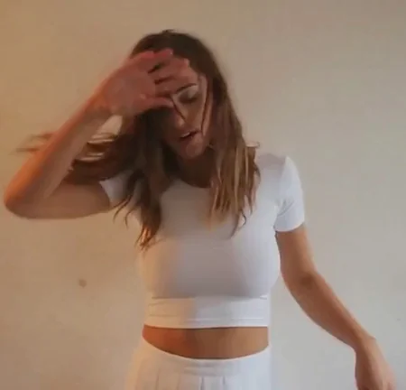 Rosie with a great reveal
