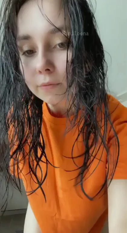 Fresh pussy for breakfast?