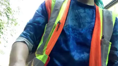This naughty wife loves flashing during lunch... wanna be on my work crew? ?