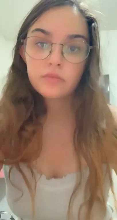 She used to post on reddit but deleted her account who is she?