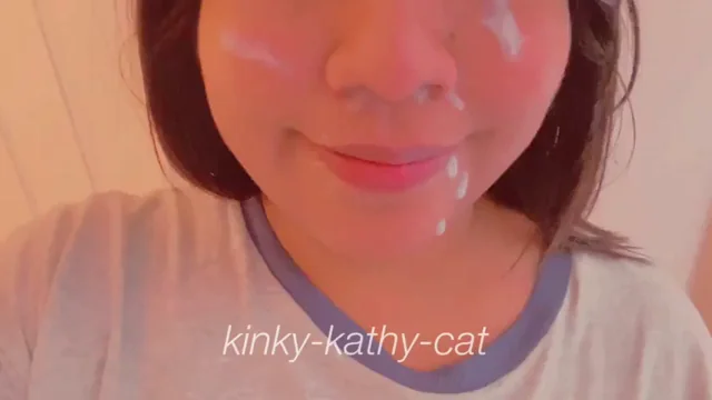Quick Cum Facial Before Class 😘💦