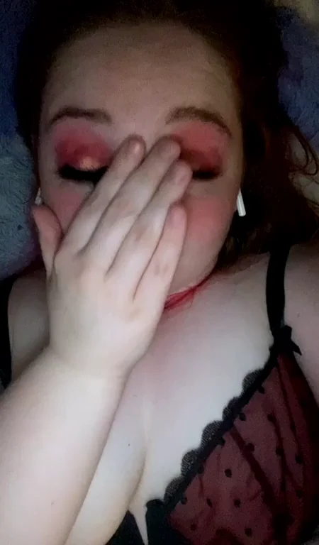Sweaty BBW Teen's Pussy Clenches Thick Dildo After Double Orgasm Workout