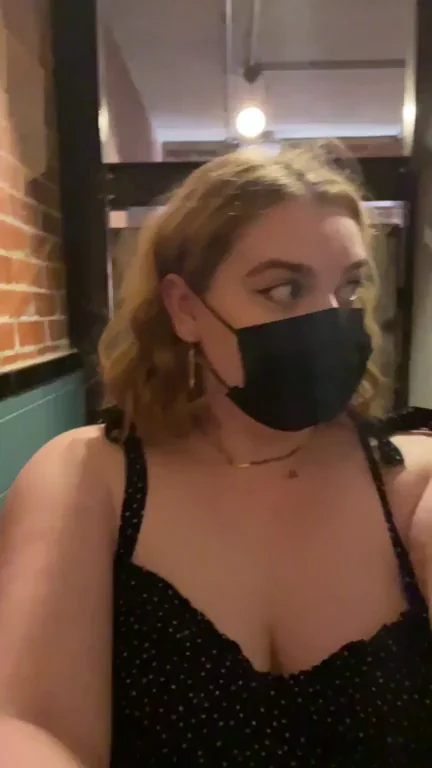 Other girls were in the toilets, still doesn’t stop me from being a slut ?