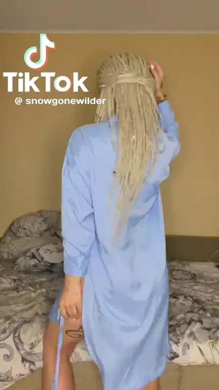 Snowbunny's Back! Long Time No See Those Big Tits & Ass 🍑💦