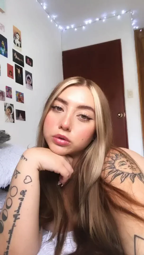 Horny Inked Student Teases Facesit on Your Face? 🍑😈👅