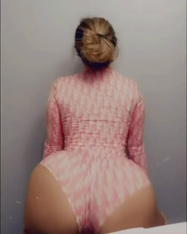 We need more twerking