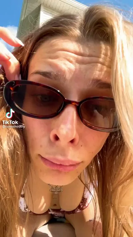 Omg those tits?