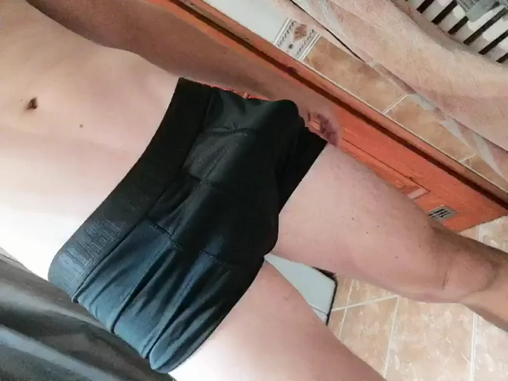 Help Me Yank Off These Tight Pants 😈🍆💦