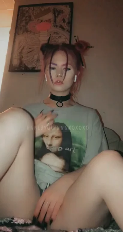 Would You Pound This Teasing E-Slut? 🔥💦