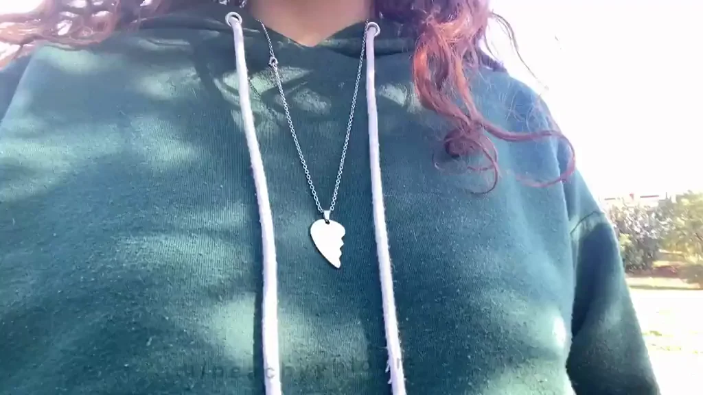 Park Tease: Flashing My Perky Teen Titties for You 😘🍈🍈