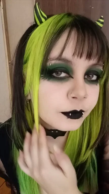 if we fuck you have to lick on them nonstop