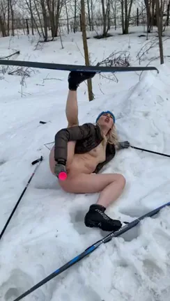Last snowy days and I have to masturbate as much as possible on ski trips