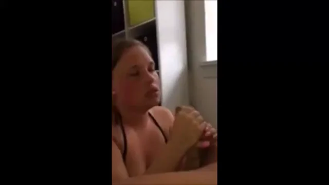 💦 Handjob Explosion Facial Blast! 😈