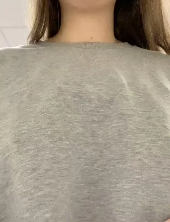 🔥 Epic Titty Drop to Kick Off Your Weekend Goon Session! 💦