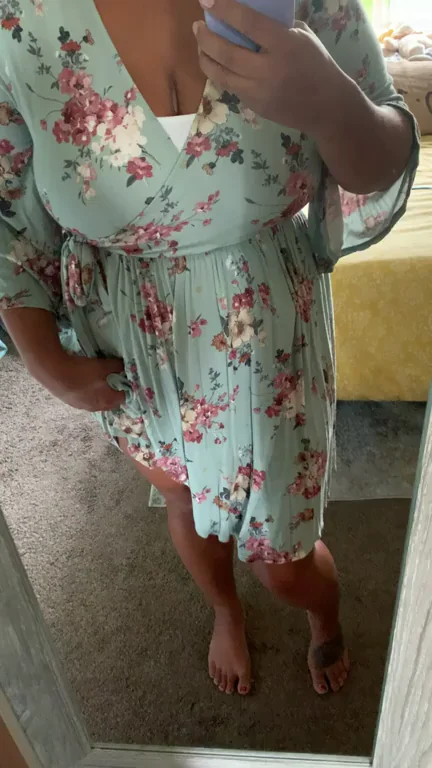 Happy Hump Day! 😈 Would You Pound This MILF's Wet Pussy? Easy Access Slut 💦