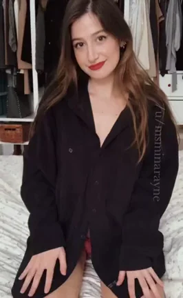What do you think about the red? Does it suit me?
