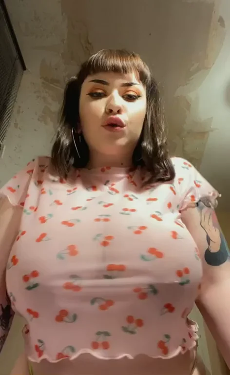 [oc] A titty drop and a lil bouncing, hopefully a good combination?