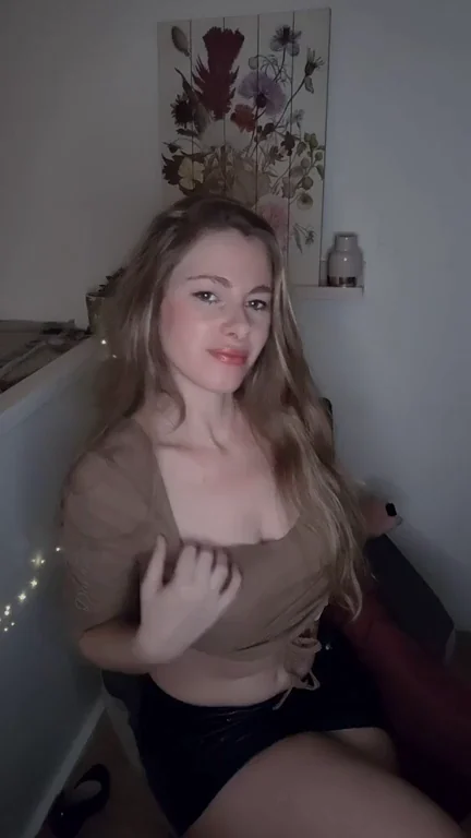 Mommy got a little surprise for you ?