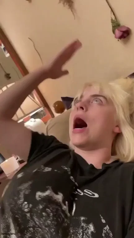 Billie Eilish's Huge Tits Bounce
