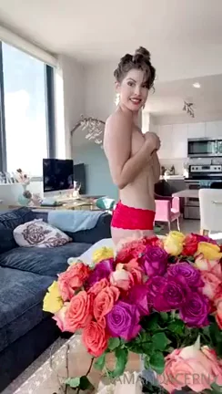 THE HOTTIE ???ALL NEW AND OLD CONTANT ??? LINK IN COMMENTS ?