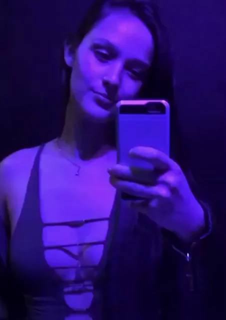 Tell me how you’d fuck her!!!????