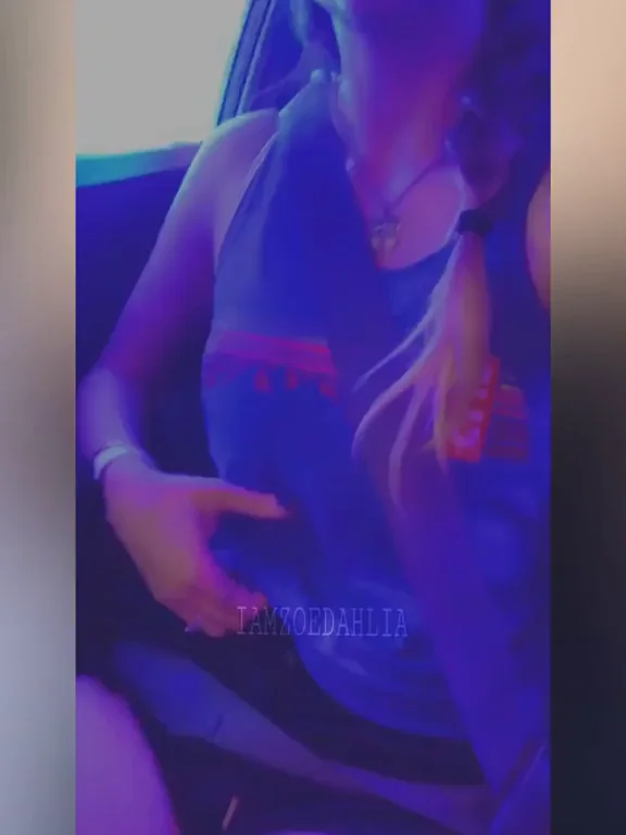 I really wanna get fucked in the car wash [GIF]