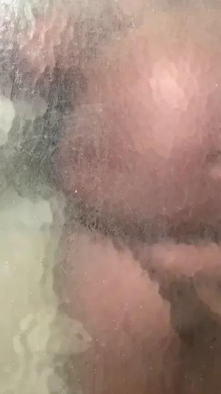 Anyone into dad bods with big dicks? Chats are open!?