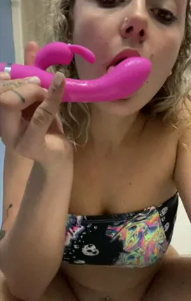 BBJewel00 ?? Wishing I was licking my Cum ?off your Cock!?