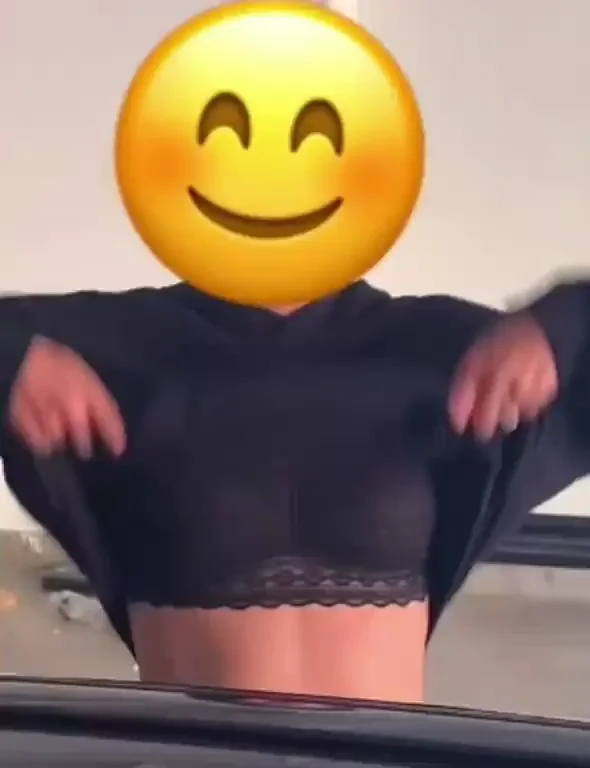 Boobs Bouncing