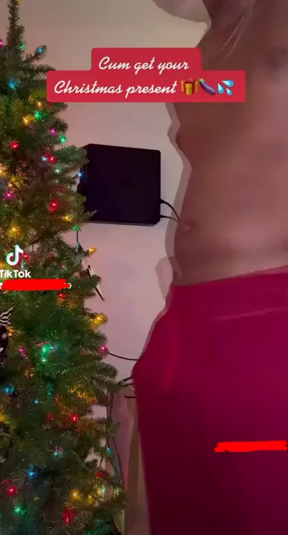 🎄 Ruined Christmas BBC Cumshot Present 😈💦