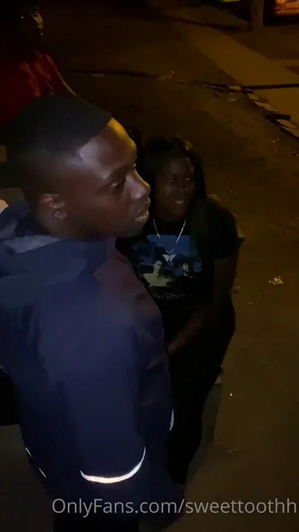 Cheating and trying to escape ended up with Quickie backshots outdoor ?