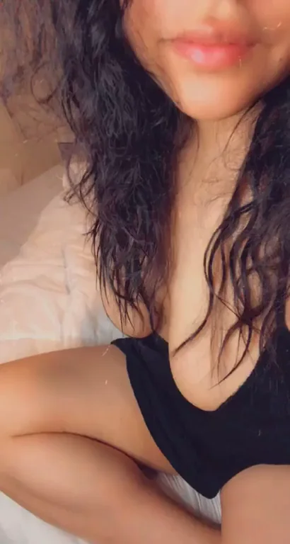 I need a slow sensual fuck this morning..? Will you please???[OC][F]