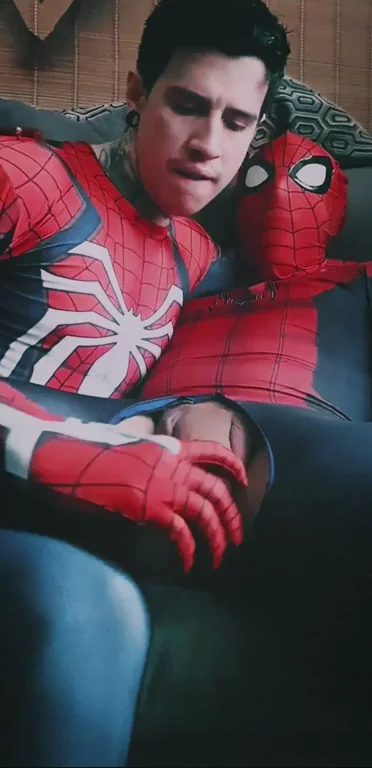 🕷️ Spider-Man Craves That Massive Hung Cock 🍆💦