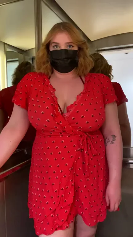 My neighbour caught me flashing in the elevator ? [GIF]
