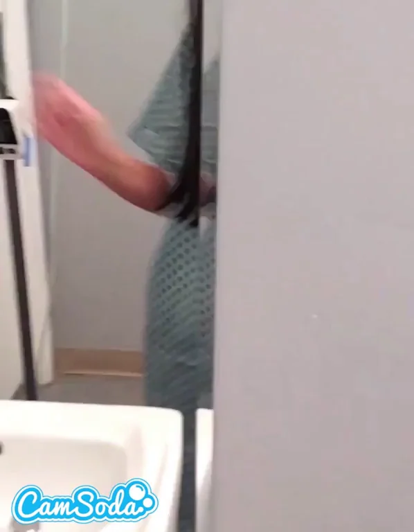🚨 Emergency Jilling with Can Soda in the Bathroom 💦