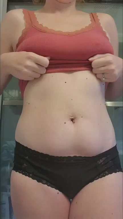 Happy Friday! First time posting here, hope you enjoy!? [OC]