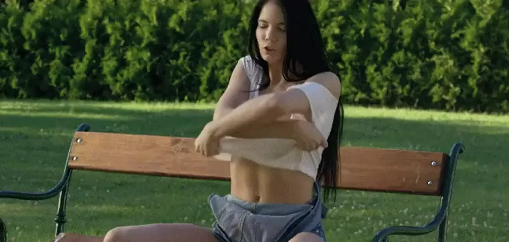 Free Use Park Bench Slut 💦🪑