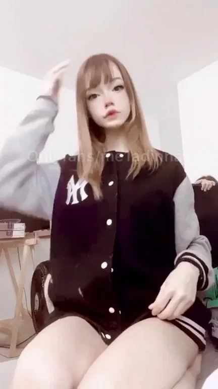 Petite Me1adinha's Naughty Cosplay Tease in Yankees Jacket 🍑🔥