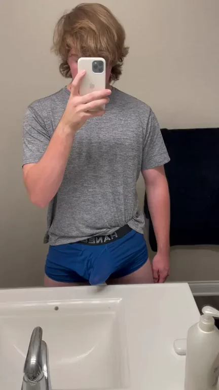Wanna See Me Whip Out This Thick Monster? 🍆💦