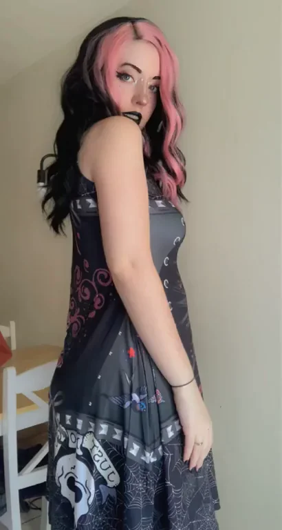 Caught you staring so I wanted to give you a better view ?