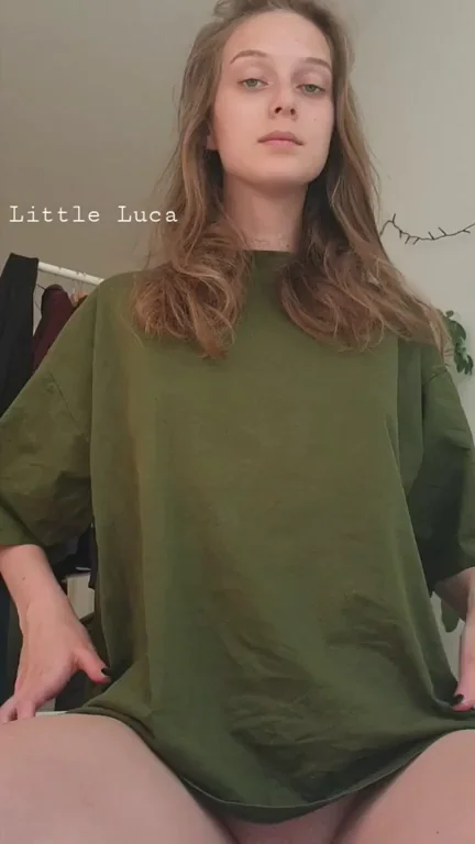 Petite Pale Lucy's Naughty Titty Drop Tease 😍🍒