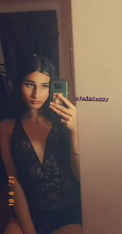 Hi guys (´,,•?•,,)