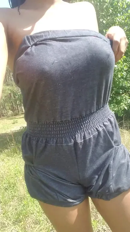 Nervous Slut Caught Flashing Tits in Public Park 😏🌳💦