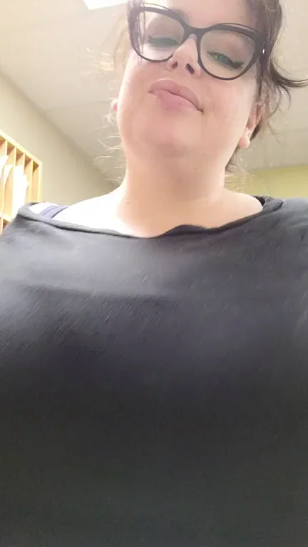 Office Titty Drop for #TittyTuesday 💦🍈🍈